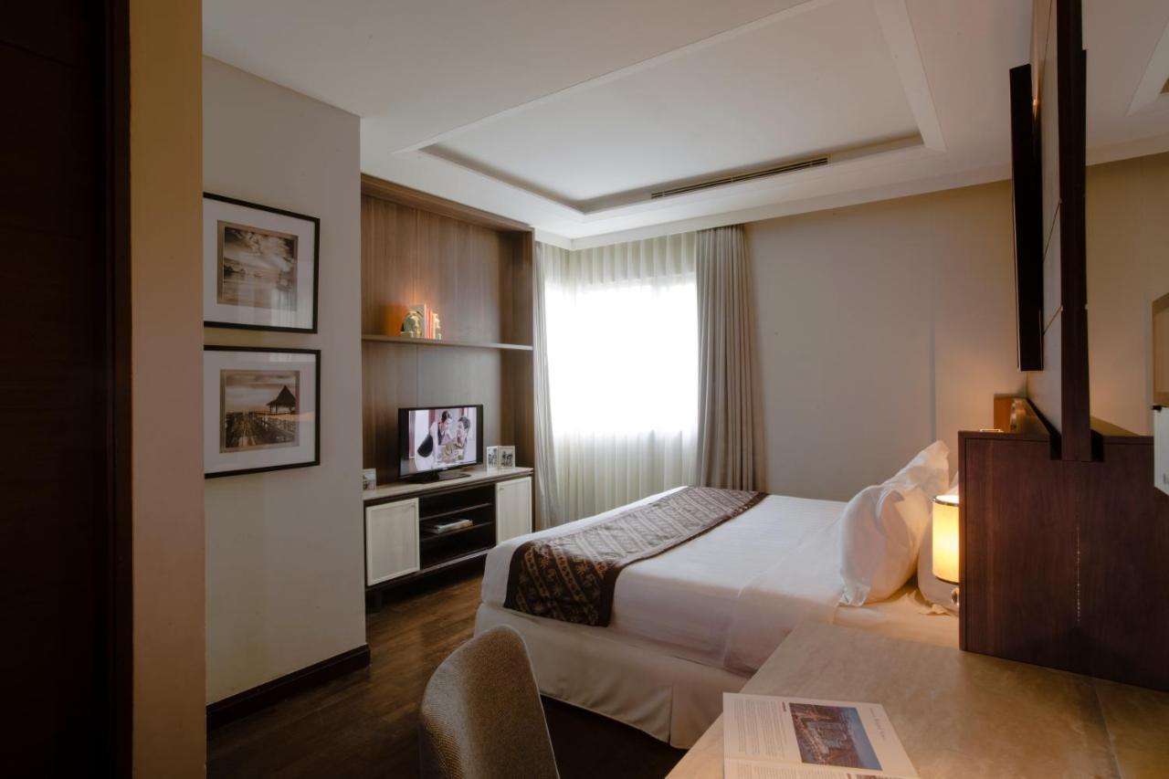 Ascott Waterplace Surabaya Exterior photo